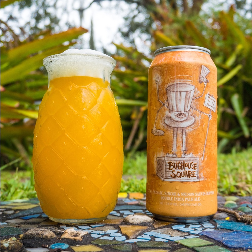 Pineapple Beer & Cocktail Glass